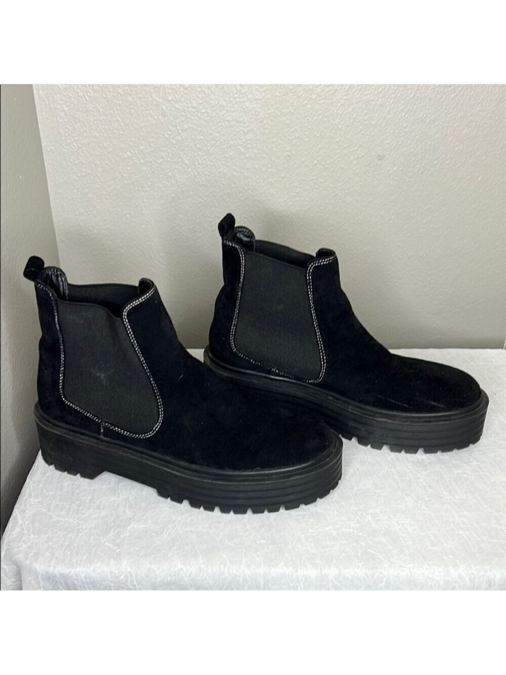 Black Suede Platform Chelsea Boots Size 8